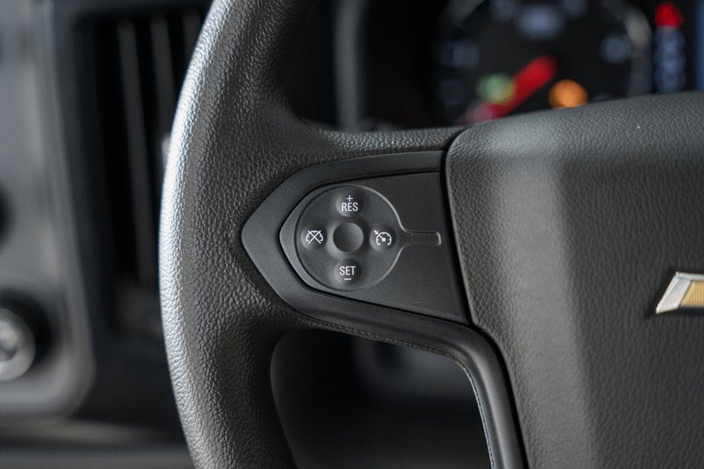 2024 Chevrolet Silverado 5500 HD Work Truck - 22975767 - 33