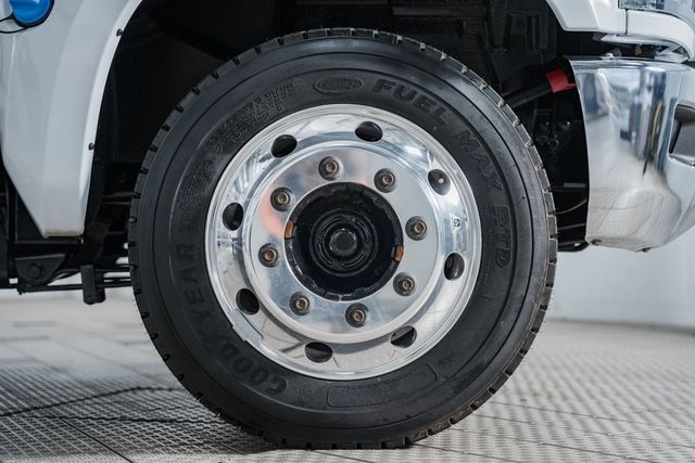 2024 Chevrolet Silverado 5500 HD Work Truck - 22981186 - 16