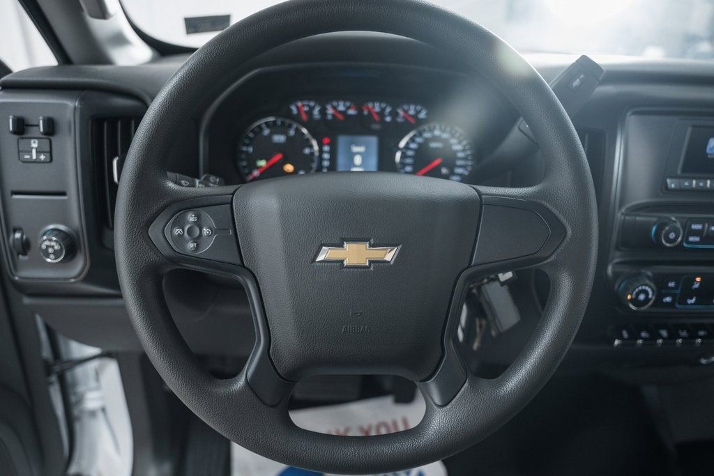 2024 Chevrolet Silverado 5500 HD Work Truck - 22981186 - 35