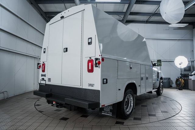 2024 Chevrolet Silverado 5500 HD Work Truck - 22981186 - 3