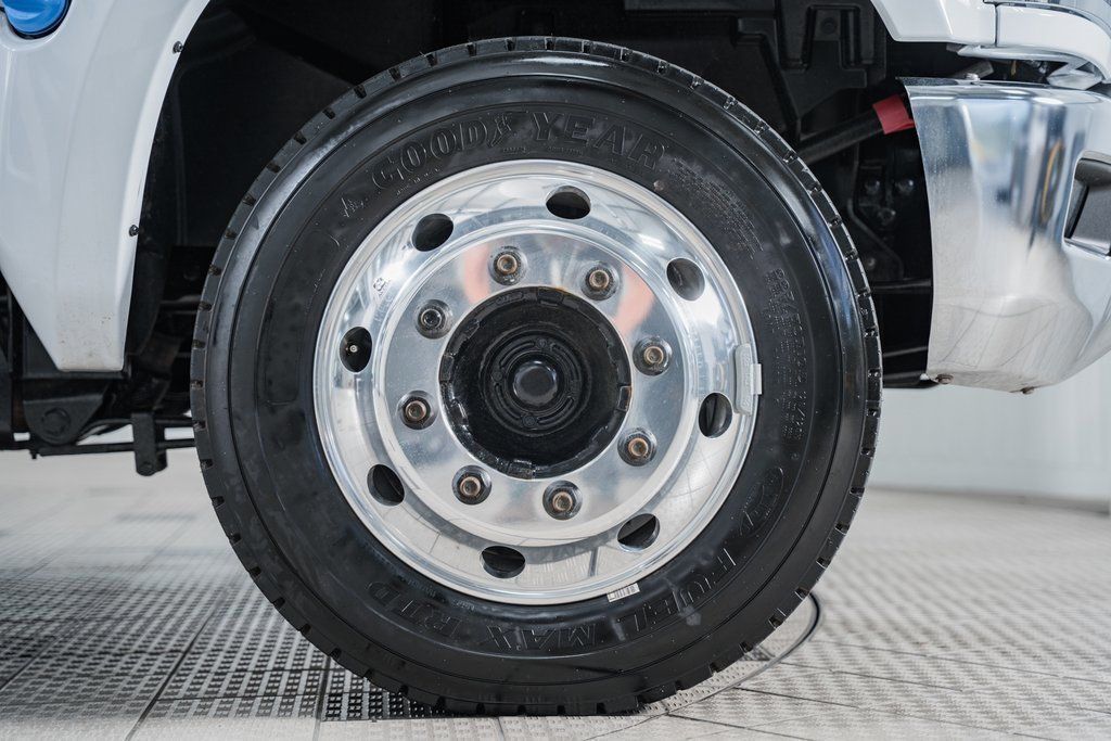 2024 Chevrolet Silverado 5500 HD Work Truck - 22992121 - 16