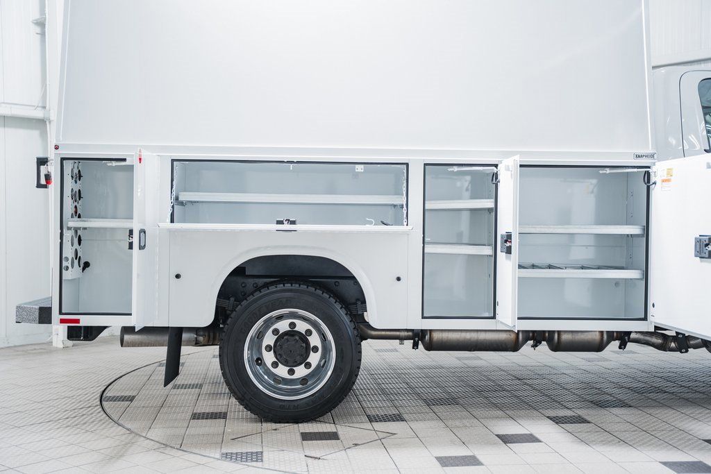 2024 Chevrolet Silverado 5500 HD Work Truck - 22992121 - 21