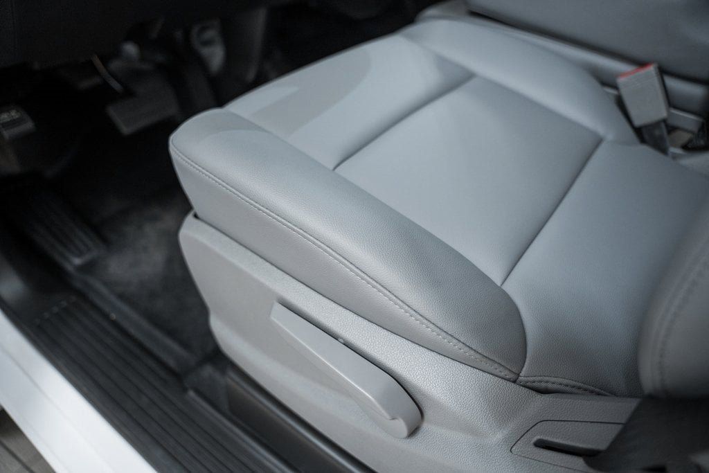 2024 Chevrolet Silverado 5500 HD Work Truck - 22992121 - 37