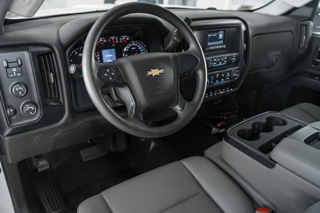 2024 Chevrolet Silverado 5500 HD Work Truck - 22995482 - 26