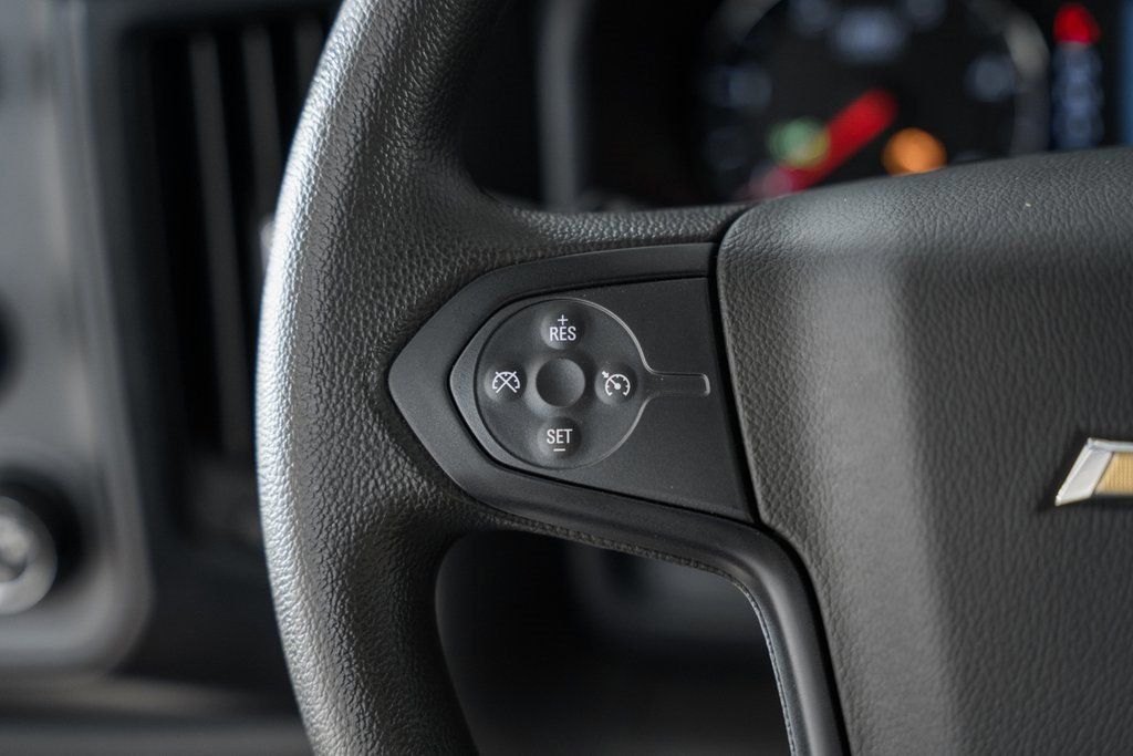 2024 Chevrolet Silverado 5500 HD Work Truck - 22995482 - 33