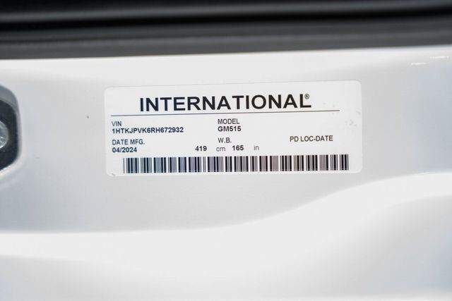 2024 Chevrolet Silverado 5500 HD Work Truck - 22995482 - 40