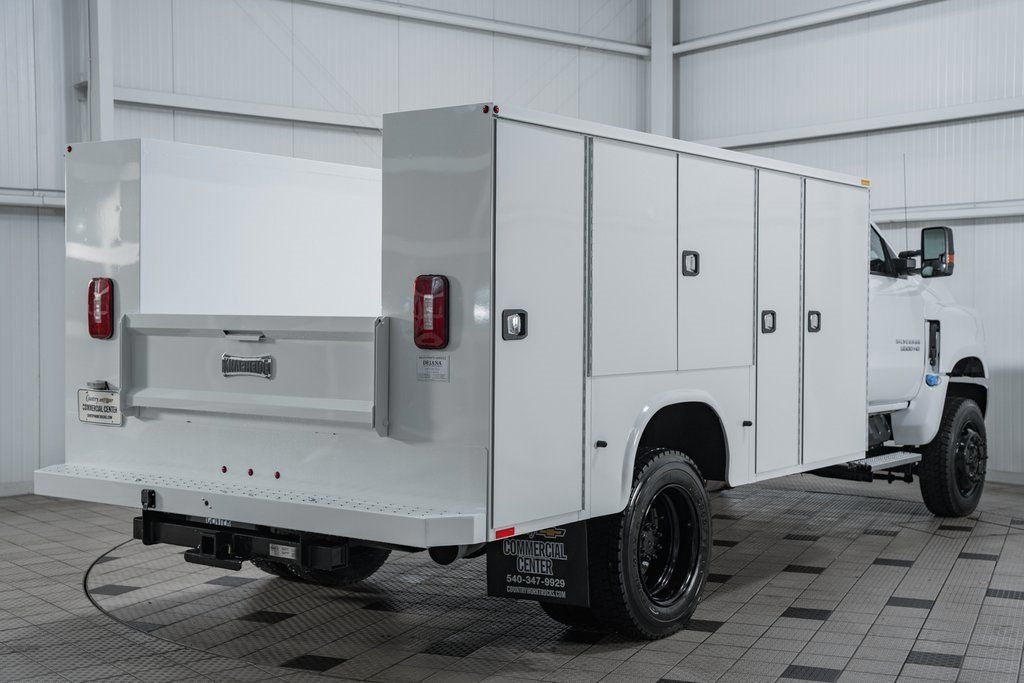 2024 Chevrolet Silverado 5500 HD Work Truck - 22995482 - 6