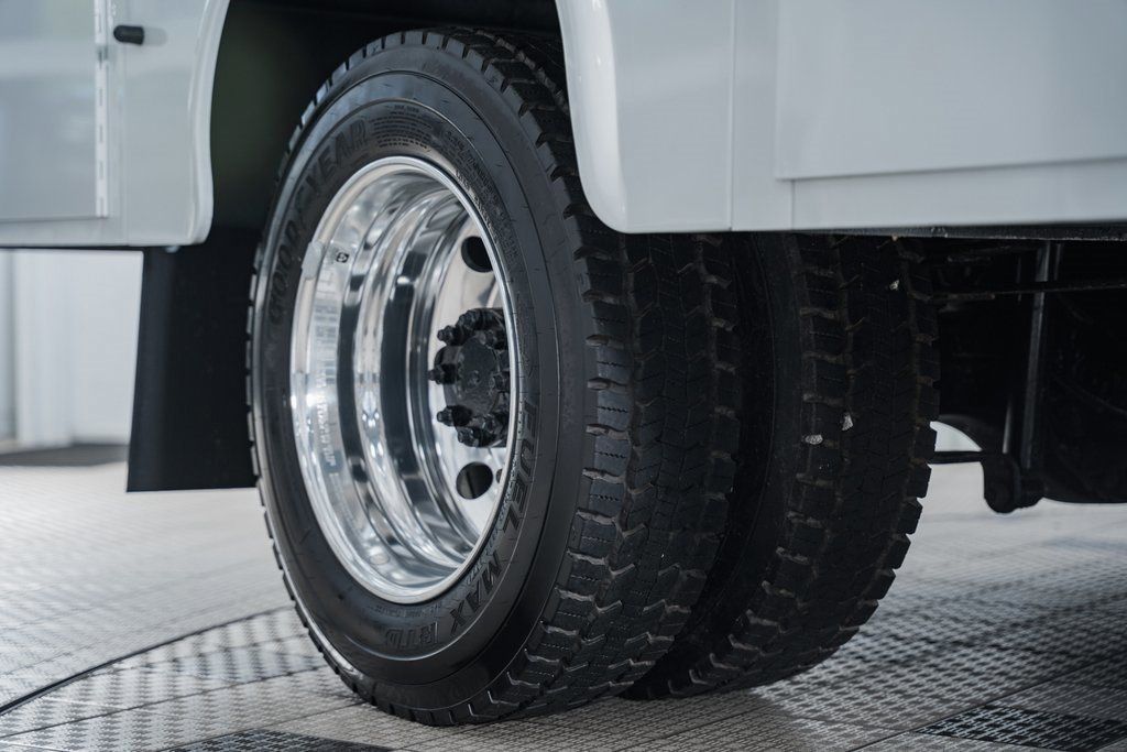 2024 Chevrolet Silverado 5500 HD Work Truck - 22995484 - 17