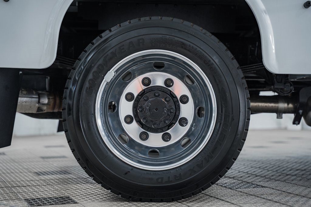 2024 Chevrolet Silverado 5500 HD Work Truck - 22995484 - 18