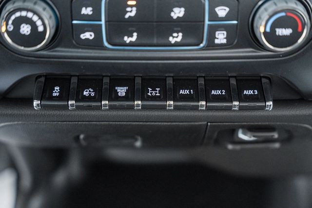 2024 Chevrolet Silverado 5500 HD Work Truck - 22995484 - 32