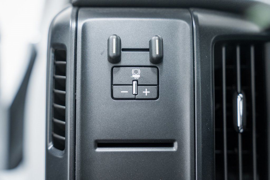 2024 Chevrolet Silverado 5500 HD Work Truck - 22995484 - 42