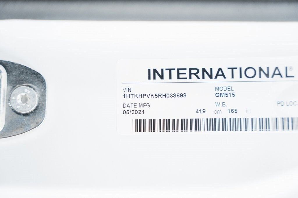 2024 Chevrolet Silverado 5500 HD Work Truck - 22995484 - 43