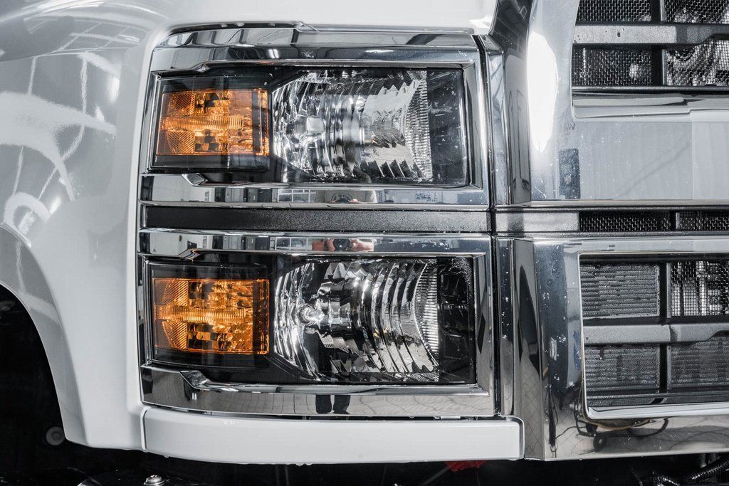 2024 Chevrolet Silverado 5500 HD Work Truck - 22995485 - 12