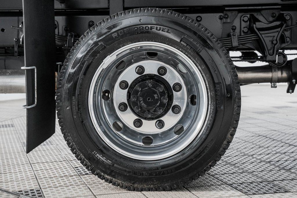 2024 Chevrolet Silverado 5500 HD Work Truck - 22995485 - 23