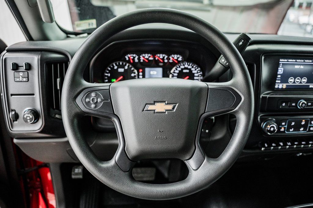 2024 Chevrolet Silverado 5500 HD Work Truck - 22995487 - 32