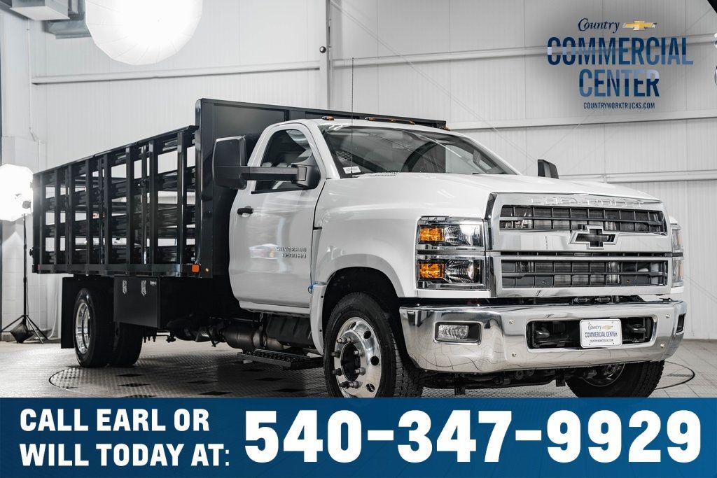 2024 Chevrolet SILVERADO 5500HD 5500HD REG CAB * 6.6 DURAMAX * 16' STAKE BODY - 22454780 - 0