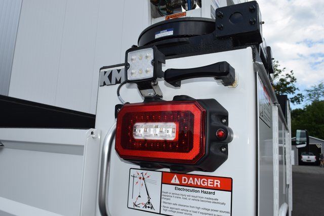 2024 Chevrolet Silverado 6500 HD Work Truck - 22868373 - 11