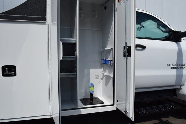 2024 Chevrolet Silverado 6500 HD Work Truck - 22868373 - 52