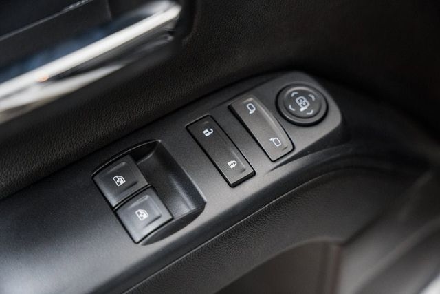 2024 Chevrolet Silverado 6500 HD Work Truck - 22936409 - 37