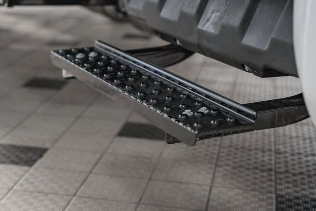 2024 Chevrolet Silverado 6500 HD Work Truck - 22940412 - 16