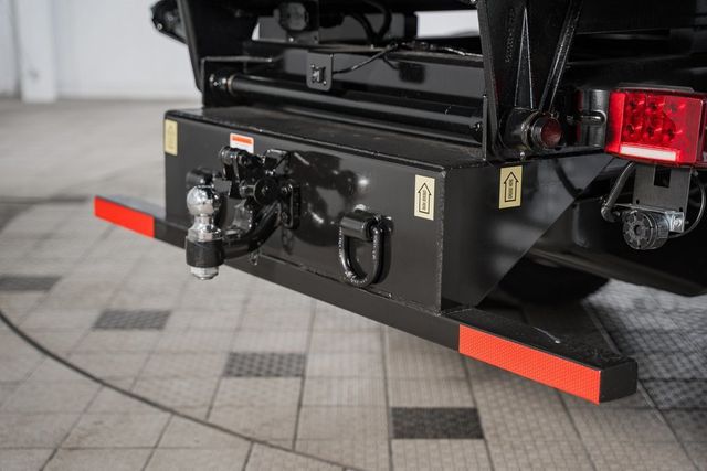 2024 Chevrolet Silverado 6500 HD Work Truck - 22940412 - 5