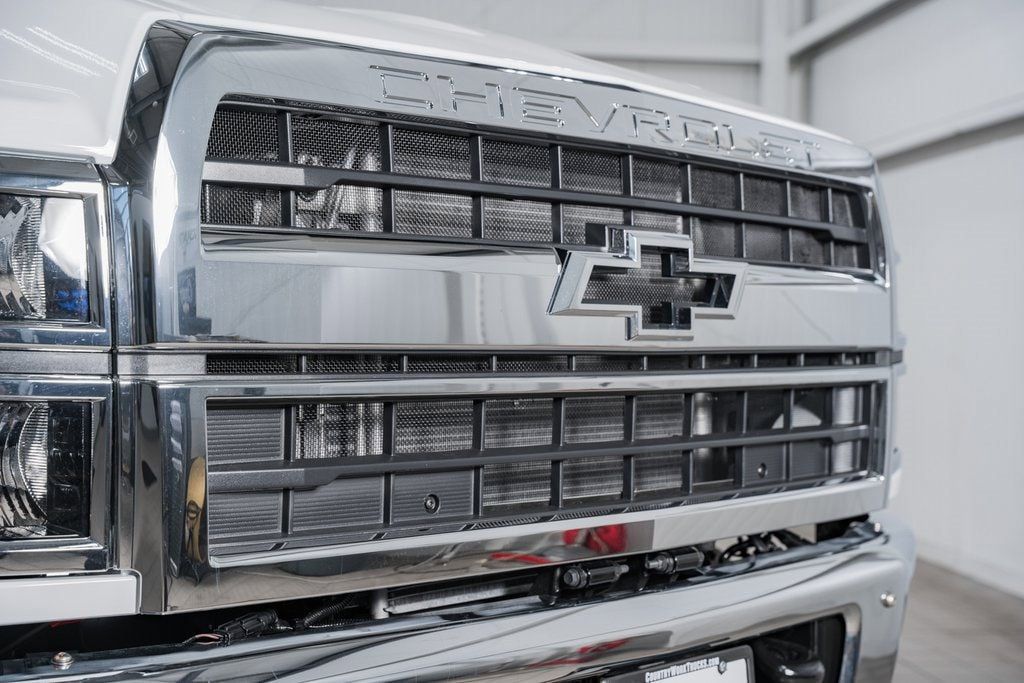2024 Chevrolet Silverado 6500 HD Work Truck - 22940412 - 8