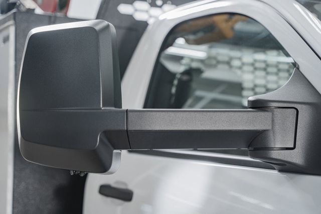 2024 Chevrolet Silverado 6500 HD Work Truck - 22954391 - 9