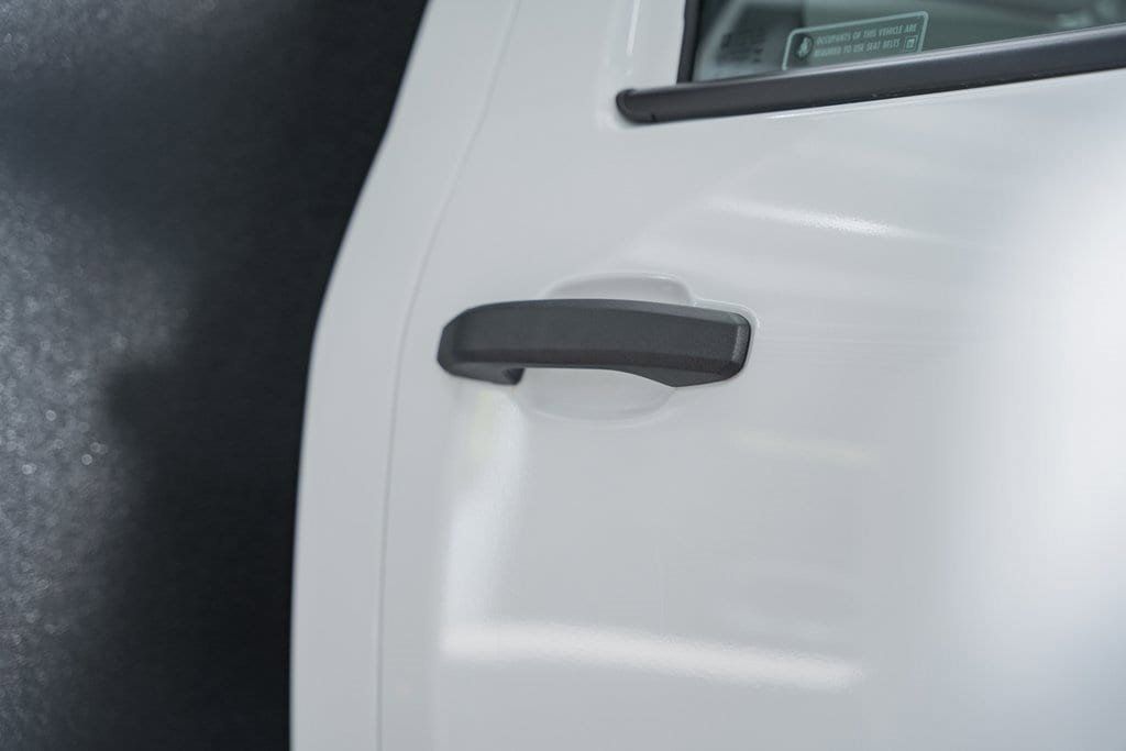 2024 Chevrolet Silverado 6500 HD Work Truck - 22954391 - 11