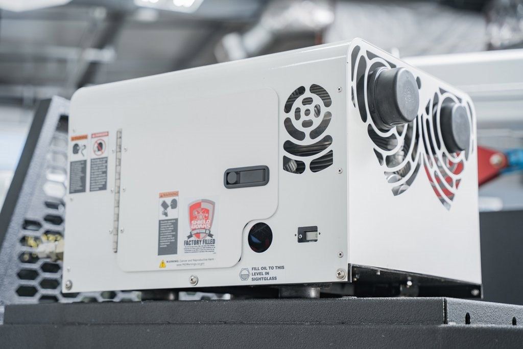 2024 Chevrolet Silverado 6500 HD Work Truck - 22954391 - 24