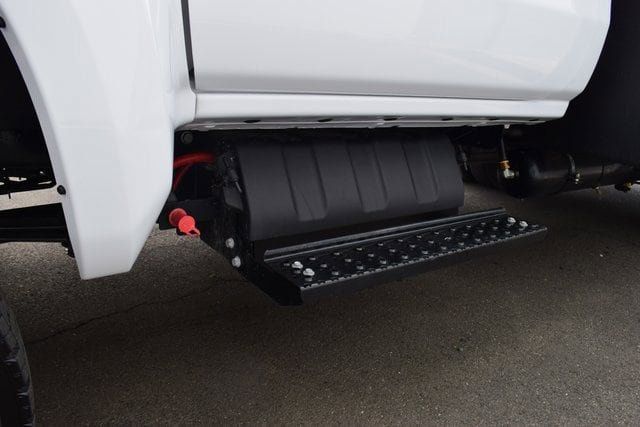 2024 Chevrolet Silverado 6500 HD Work Truck - 22954392 - 15