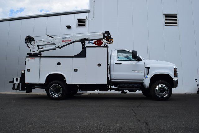 2024 Chevrolet Silverado 6500 HD Work Truck - 22954392 - 1
