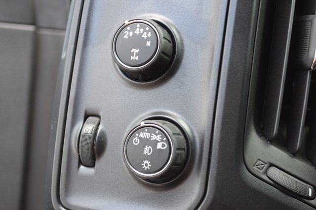 2024 Chevrolet Silverado 6500 HD Work Truck - 22954392 - 28