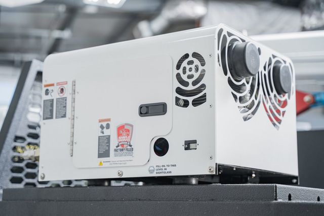 2024 Chevrolet Silverado 6500 HD Work Truck - 22995488 - 24