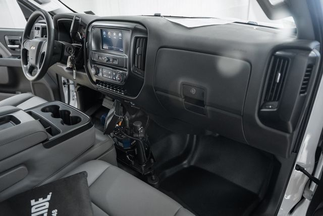 2024 Chevrolet Silverado 6500 HD Work Truck - 22995488 - 28