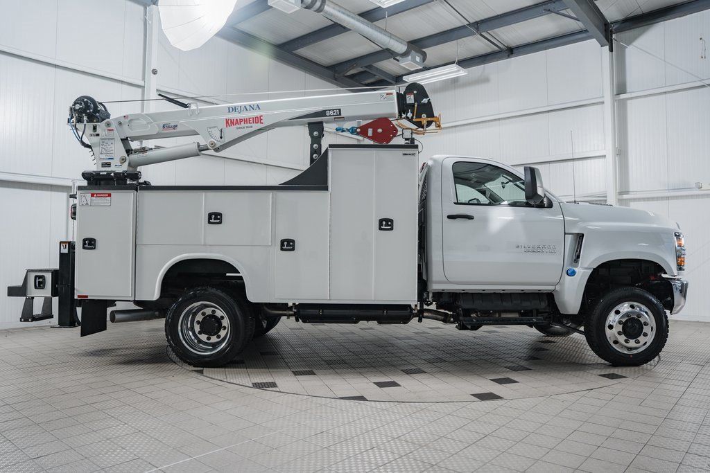 2024 Chevrolet Silverado 6500 HD Work Truck - 22995488 - 2