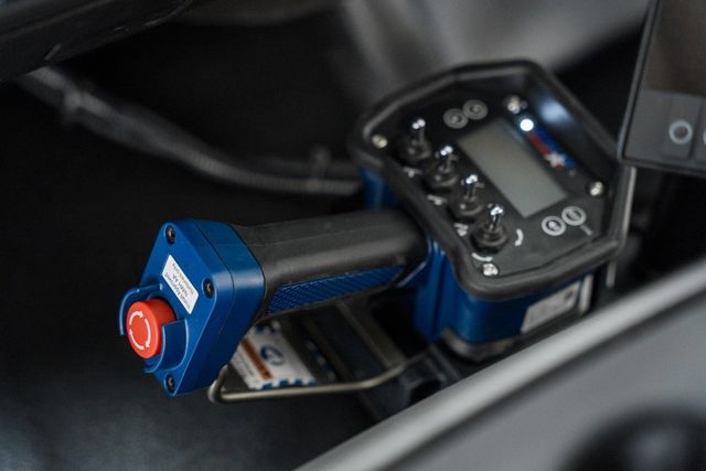 2024 Chevrolet Silverado 6500 HD Work Truck - 22995488 - 34