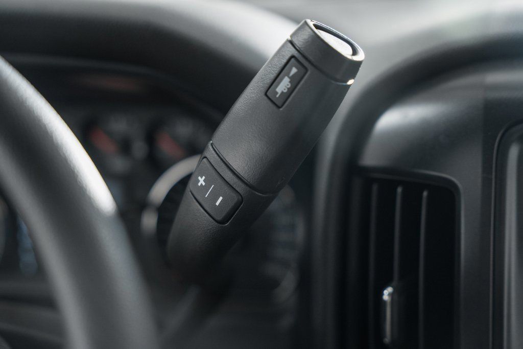 2024 Chevrolet Silverado 6500 HD Work Truck - 22995488 - 35