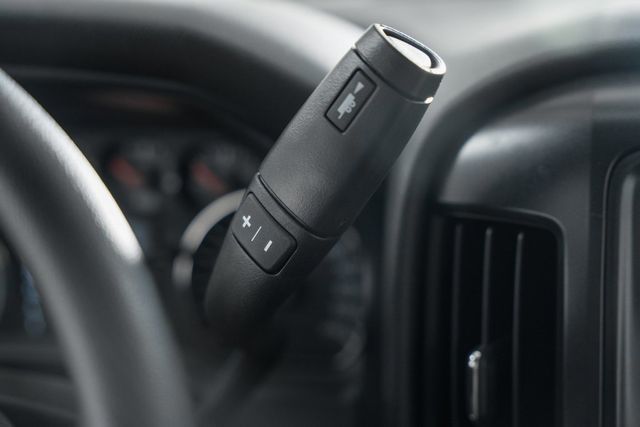 2024 Chevrolet Silverado 6500 HD Work Truck - 22995488 - 35