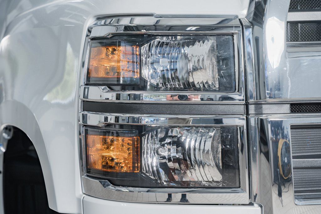 2024 Chevrolet Silverado 6500 HD Work Truck - 22995488 - 6