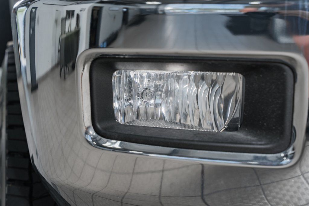 2024 Chevrolet Silverado 6500 HD Work Truck - 22995488 - 7