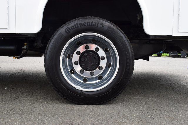 2024 Chevrolet Silverado 6500 HD Work Truck - 22995489 - 17