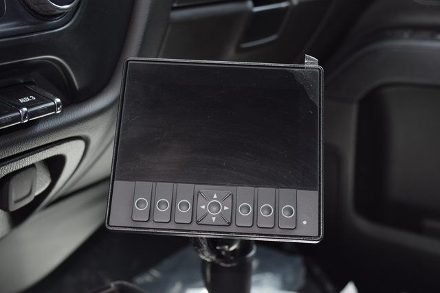 2024 Chevrolet Silverado 6500 HD Work Truck - 22995489 - 26