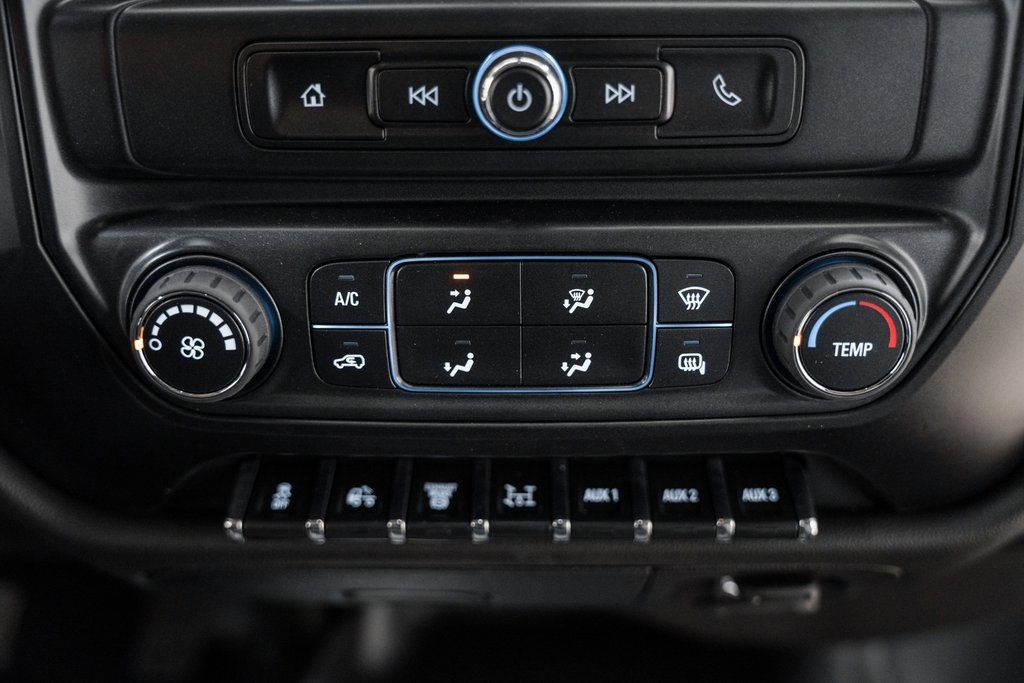 2024 Chevrolet Silverado 6500 HD Work Truck - 22995491 - 29