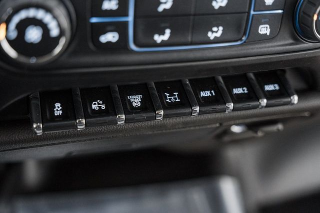 2024 Chevrolet Silverado 6500 HD Work Truck - 22995491 - 30