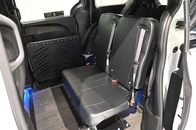 2024 Chrysler Pacifica Touring FWD - 23009990 - 29