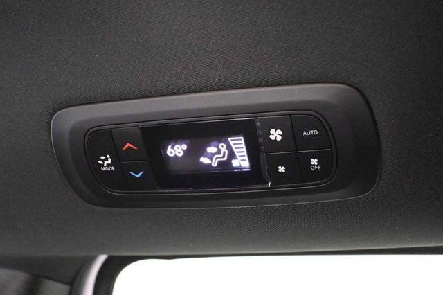 2024 Chrysler Pacifica Touring FWD - 23009990 - 30