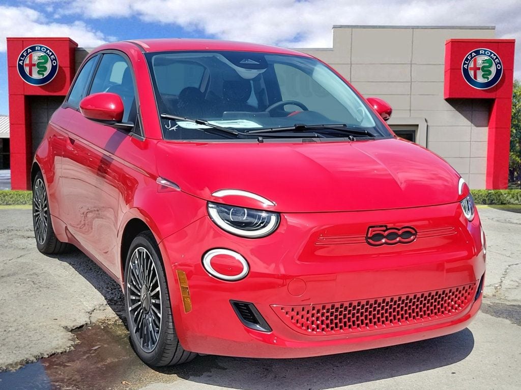 2024 FIAT 500e  - 22539189 - 2