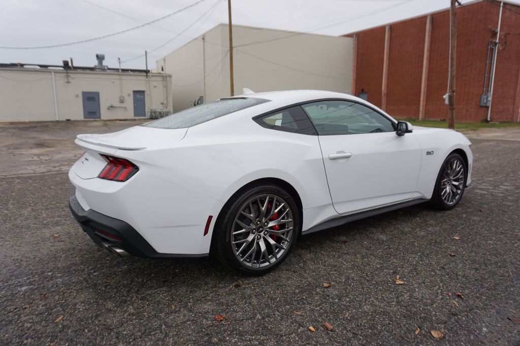 2024 Ford Mustang GT Premium Fastback - 22208586 - 4