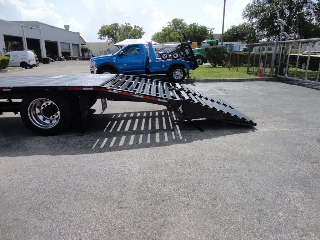 2024 Freightliner Business Class M2 106 With 21ft Dovetail Beavertail Ramp Truck Equipment Haul - 21528800 - 24