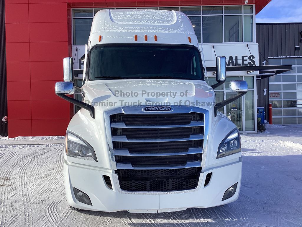 New 2024 FREIGHTLINER Cascadia PT126SLP For Sale Oshawa, ON VJ9466